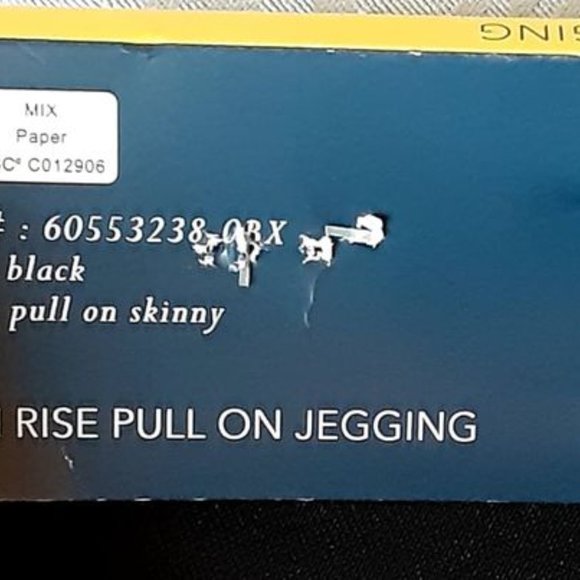 Isaac Mizrahi HIGH RISE PULL ON JEGGING / BLK, Cotton Blend, Medium - Picture 7 of 8